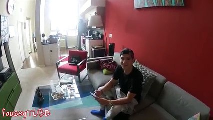 Bikinili kıza masaj yaptıran adama insafsız şaka!
