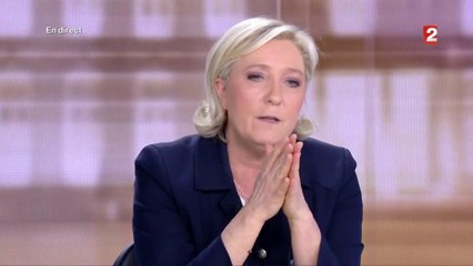 Présidentielle : "La France sera dirigée par une femme. Ce sera ou moi, ou Madame Merkel", raille Marine Le Pen