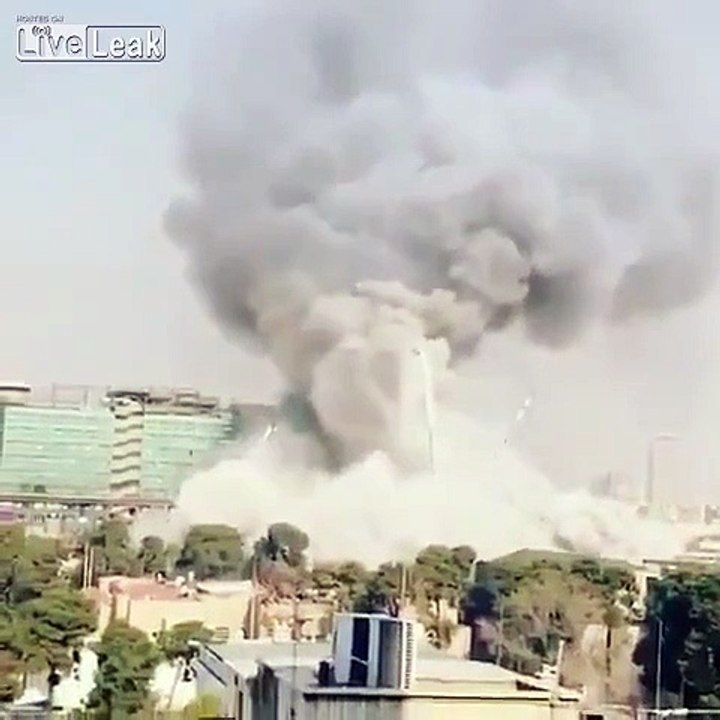A building crash surprises everybody