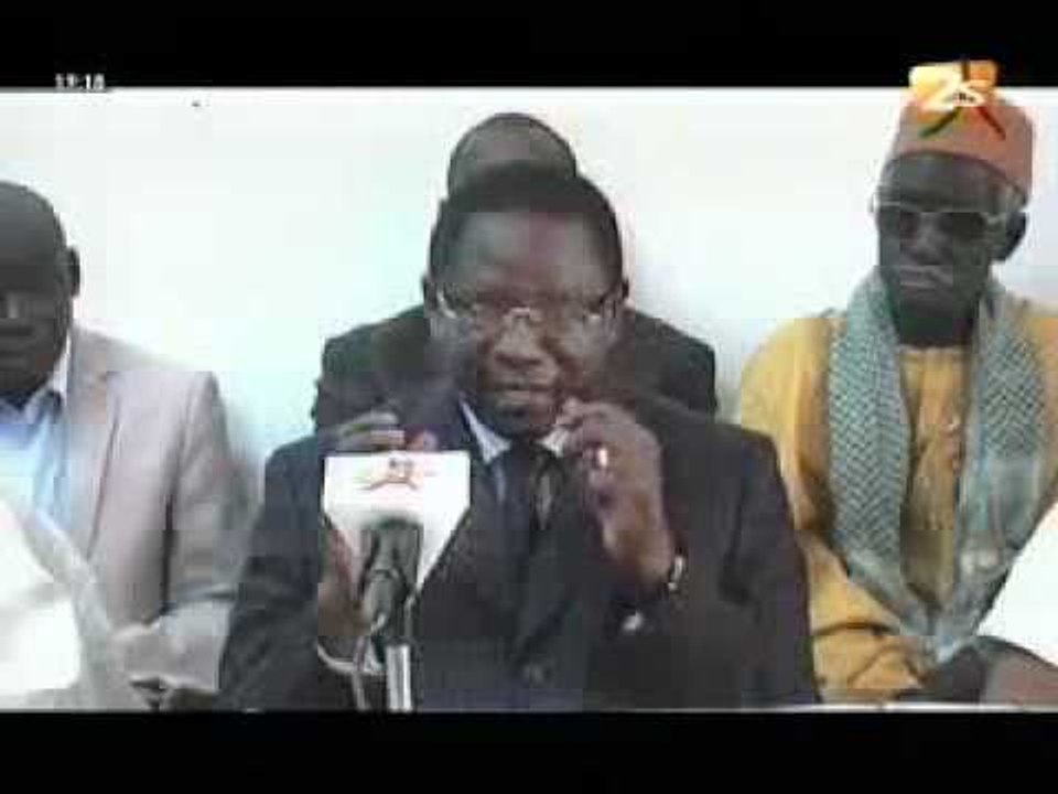 Pape DIOP fait Don de materiel médical à Ouakam - Xibaar Yi Soir - 09 Mai 2012
