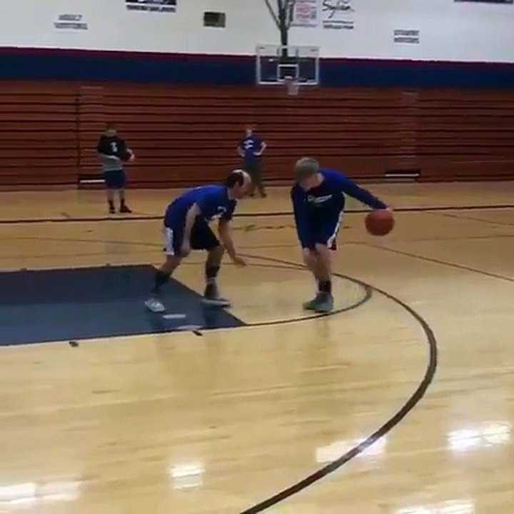 The kid exposed his teacher