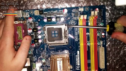 Ce este in interiorul unui socket de procesor? #18
