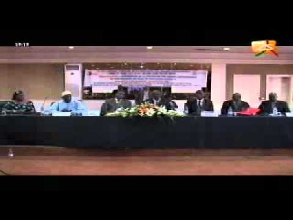 Réaction du Ministre de la fonction publique - Xibaar Yi du 30 avril 2012