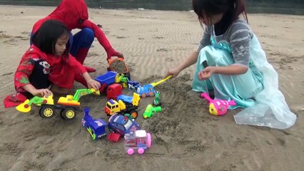 Tractor Cars For Kids Toys Bad Baby, Hulk, Joker in Real Life -  KILLER CLOWN Attacks Spiderman