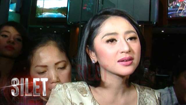 Tampil Cantik, Inilah Pesona Dewi Perssik - Silet 04 Mei 2017