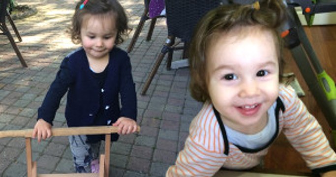 Ünlüler Minik Ece İçin Tek Yürek Olup Yardım Çağrısında Bulundu