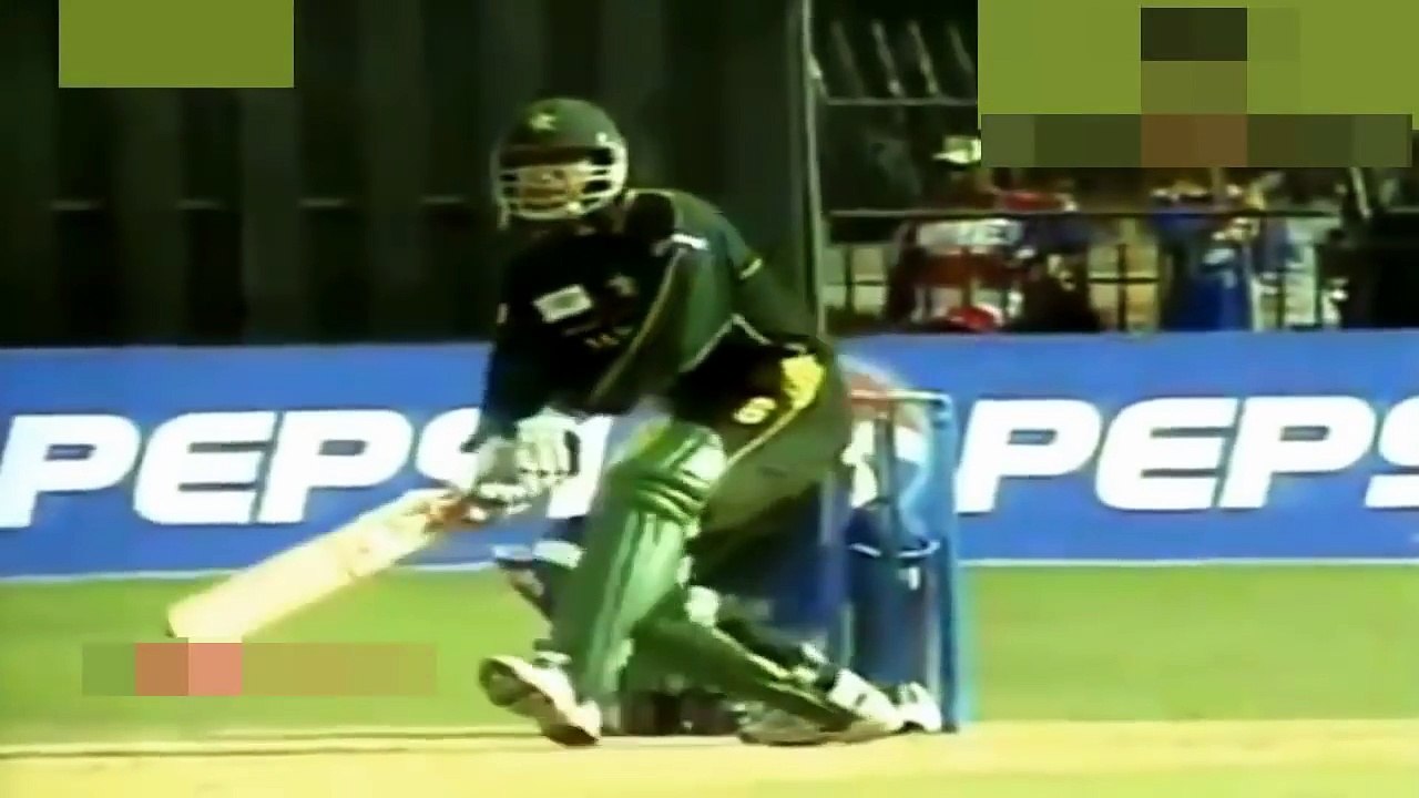 OMG - World's Smallest Six In Cricket History ► Just 3 Meters ◀ Biggest Sixes In Cricket History