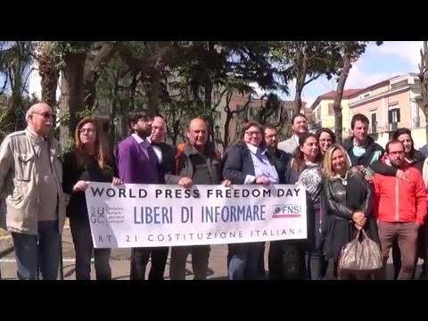 Aversa (CE) - Libertà di stampa, giornalisti chiedono scorta mediatica (03.05.17)
