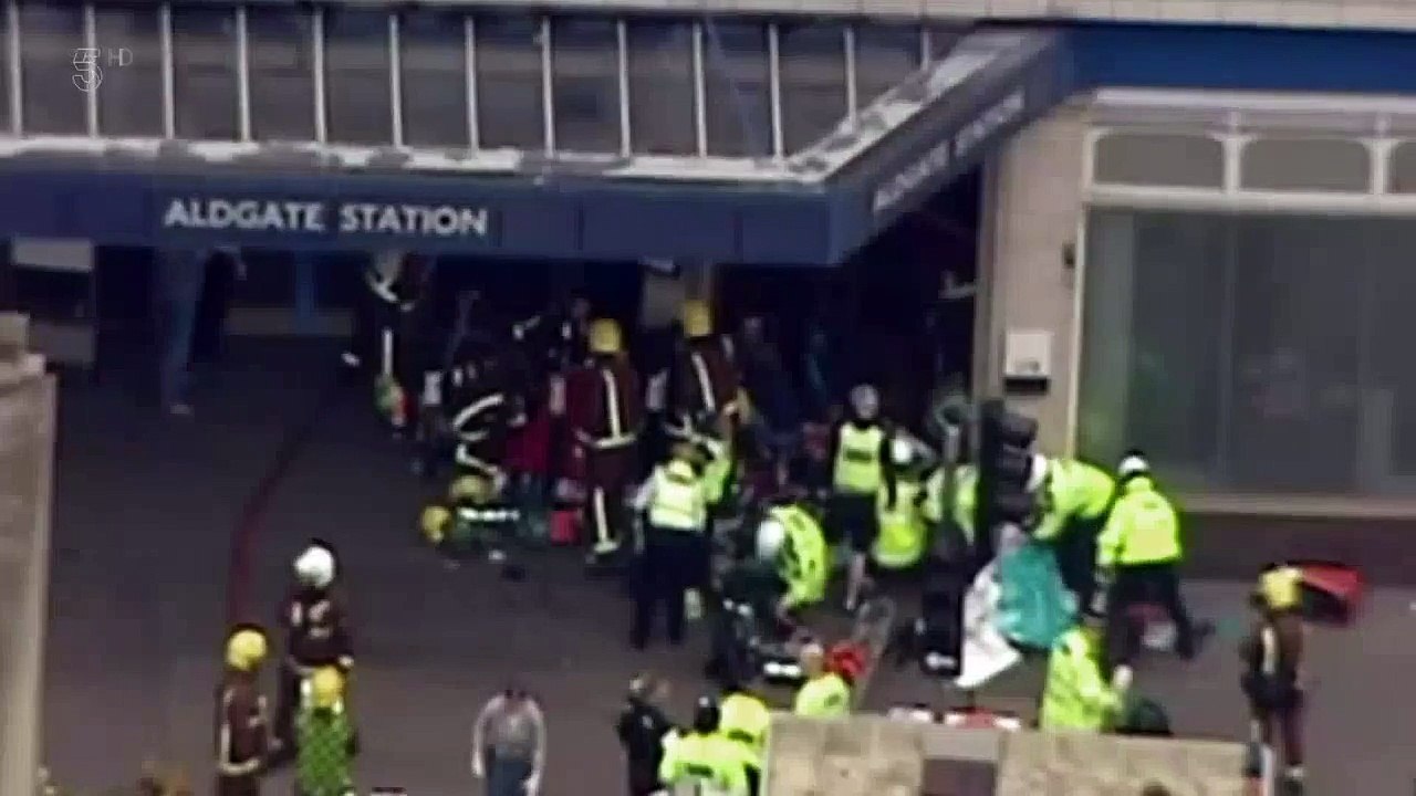 Metropolitan Line: World's First Underground - Inside the Tube: Going Underground Episode 3 of 4