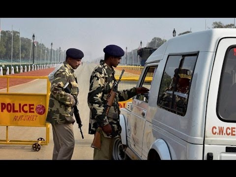 ACB nabs Delhi cop for accepting bribe