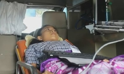 Sakit, Murid SMP Ini Ujian Nasional di Ambulans