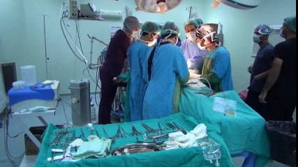 Genç Doktor Kendini Cizrelilere Adadı