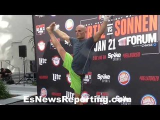Bellator fighter got skills like LOMACHENKO doing handstand - EsNews Boxing