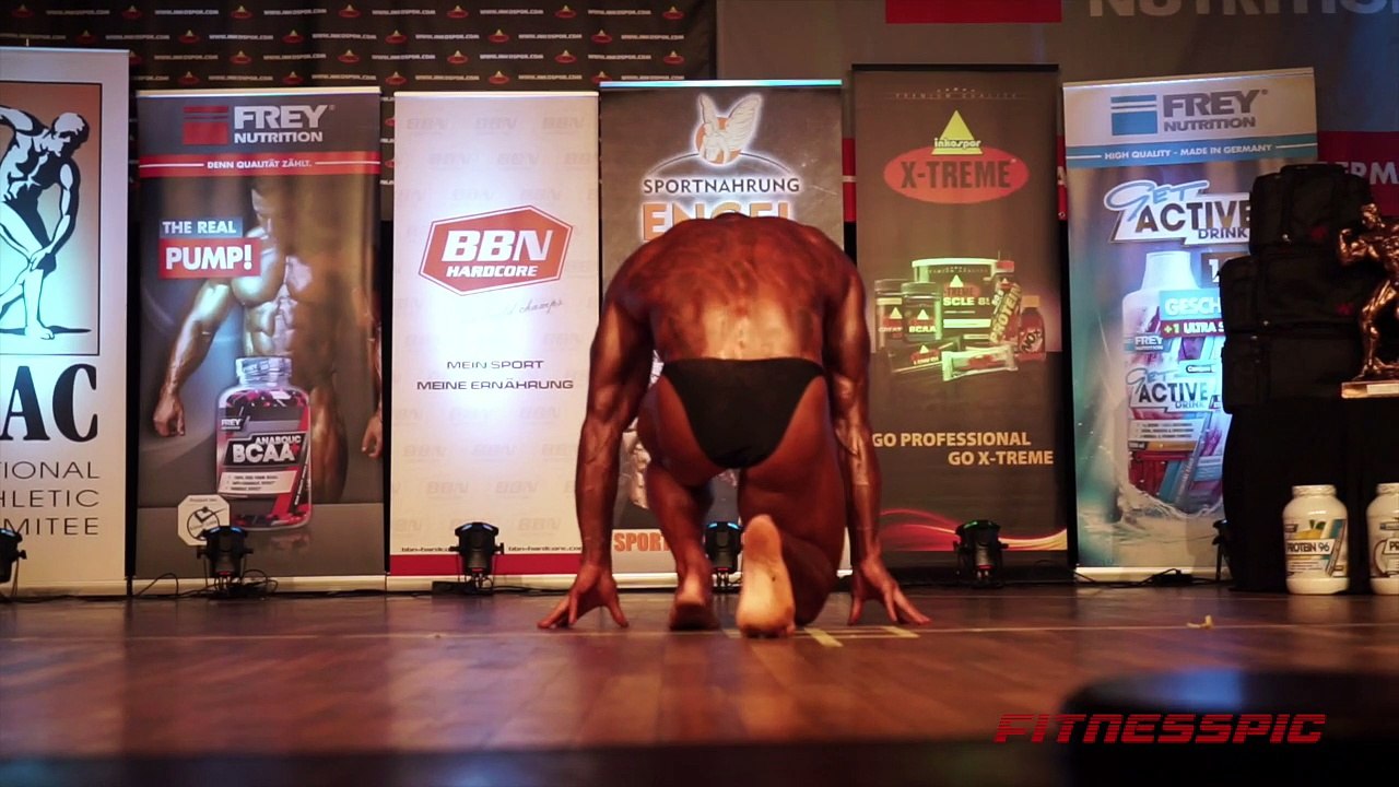 NAC Ost / Andre Dames - Body I