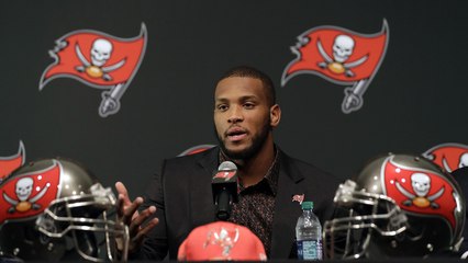 Adams: O.J. Howard will have more touchdowns than Mike Evans next season