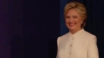 Hillary Clinton's final debate look was clearly inspired by 'The Matrix'