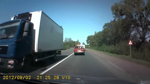 Se faire doubler par un débile au volant... FAIL