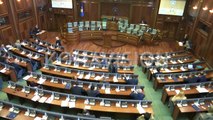 Përplasja e koalicionit PDK – LDK në interpelancën e kryeministrit në Kuvend