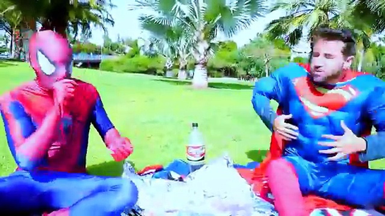 spiderman vs deadpool örümcek adam çizgi film full izle jokere karşı mücadele