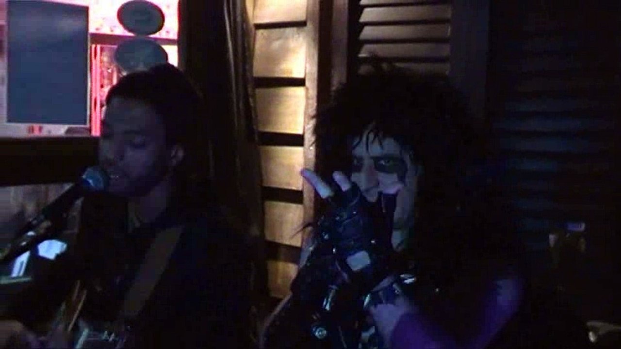 DARK ANGEL KNIGHT & Culture Bay au Yellow Mad Monkey 01 05 2017