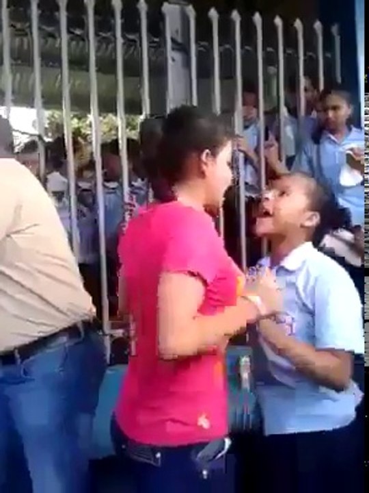 School Girls Are Fighting for a Guy Like wild cats