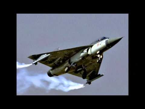 India finally lands Rafale jet deal after 20 years, says Parrikar