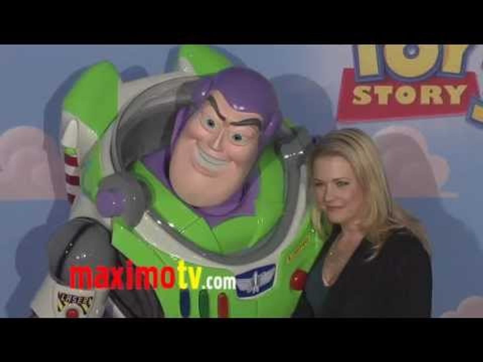 Melissa Joan Hart at DISNEY ON ICE Presents "Toy Story 3" Premiere Arrivals