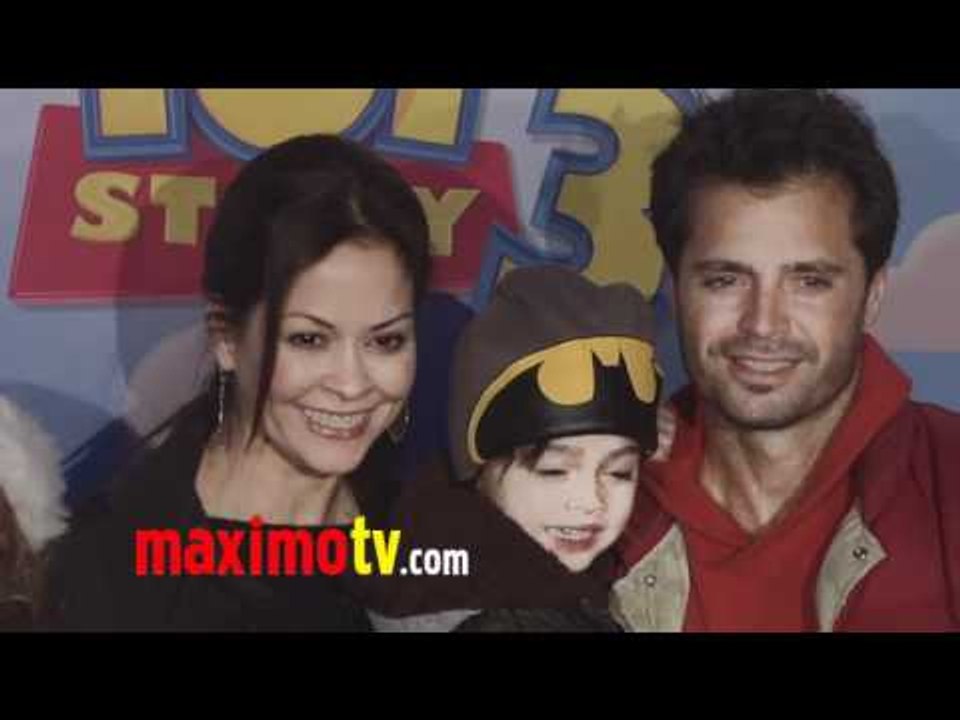 Brooke Burke at DISNEY ON ICE Presents "Toy Story 3" Premiere Arrivals