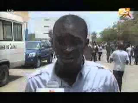 Réactions des étudiants de l'UCAD sur l'affaire Béthio JT wolof du 24 avril 2012