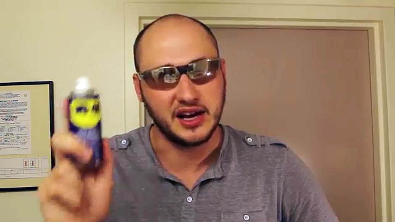 Keni gërvishtur veturën? Kështu mund ta riparoni, pa e dërguar tek mjeshtri!