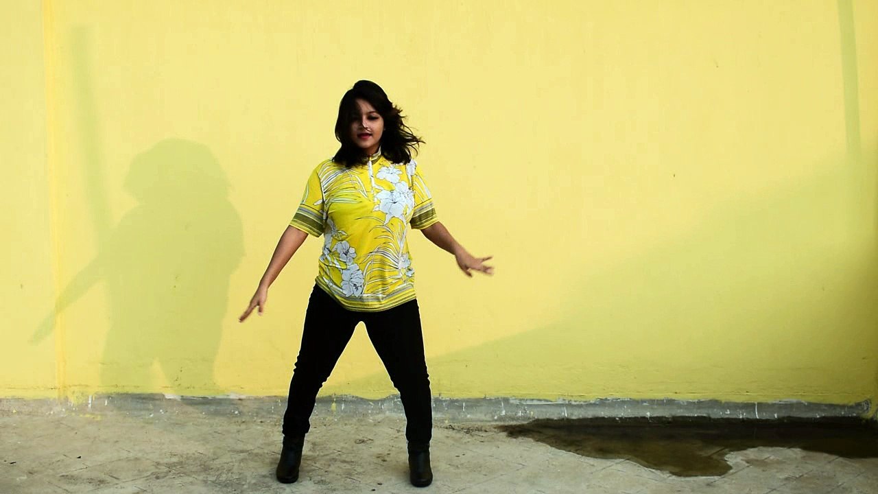 Tu Cheez Badi hai mast mast | Machine | Udit Narayan & Neha Kakkar