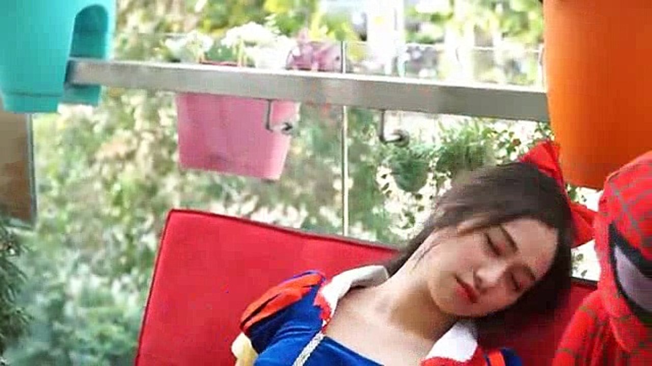 (3)_Frozen Anna vs Snow White SLAP CHALLENGE with Spiderman Elsa Superman Batman Funny Prank Superhero