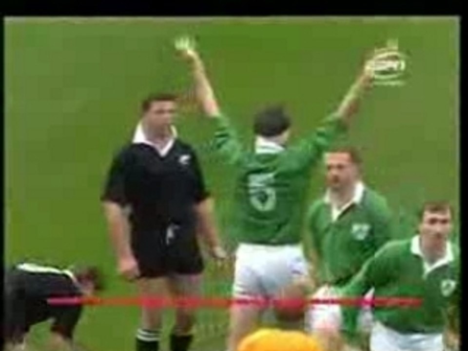 Ireland respond to the All Blacks haka
