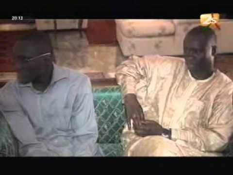 Crise scolaire le Pdt des assises nationales s'implique JT français du 24 avril 2012