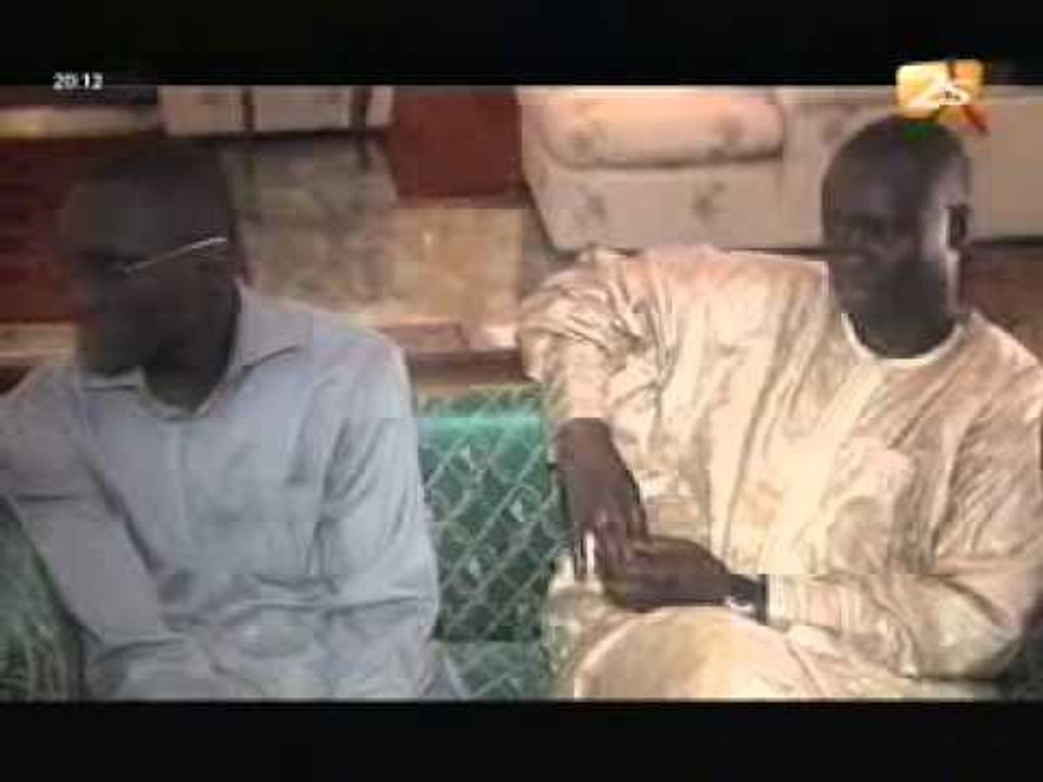 Crise scolaire le Pdt des assises nationales s'implique  JT français du 24 avril 2012