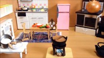 Make Omurice egg rolls with Japanese miniature cooking toys