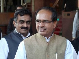 Descargar video: Top Stories - MP CM Shivraj Chouhan Orders SIT Probe After Sand Mafia Killed Cop