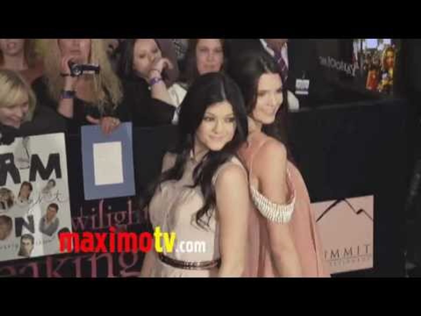 Kendall Jenner & Kylie Jenner Twilight