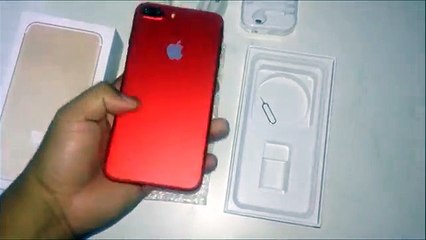 Cliente do Oferta.Life mostrando seu Goophone 7 Plus vermelho