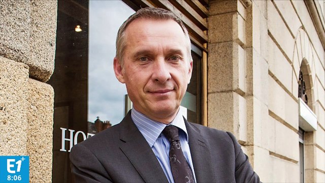 François Hollande compte les jours avant la fin du pouvoir , selon Bernard Combes