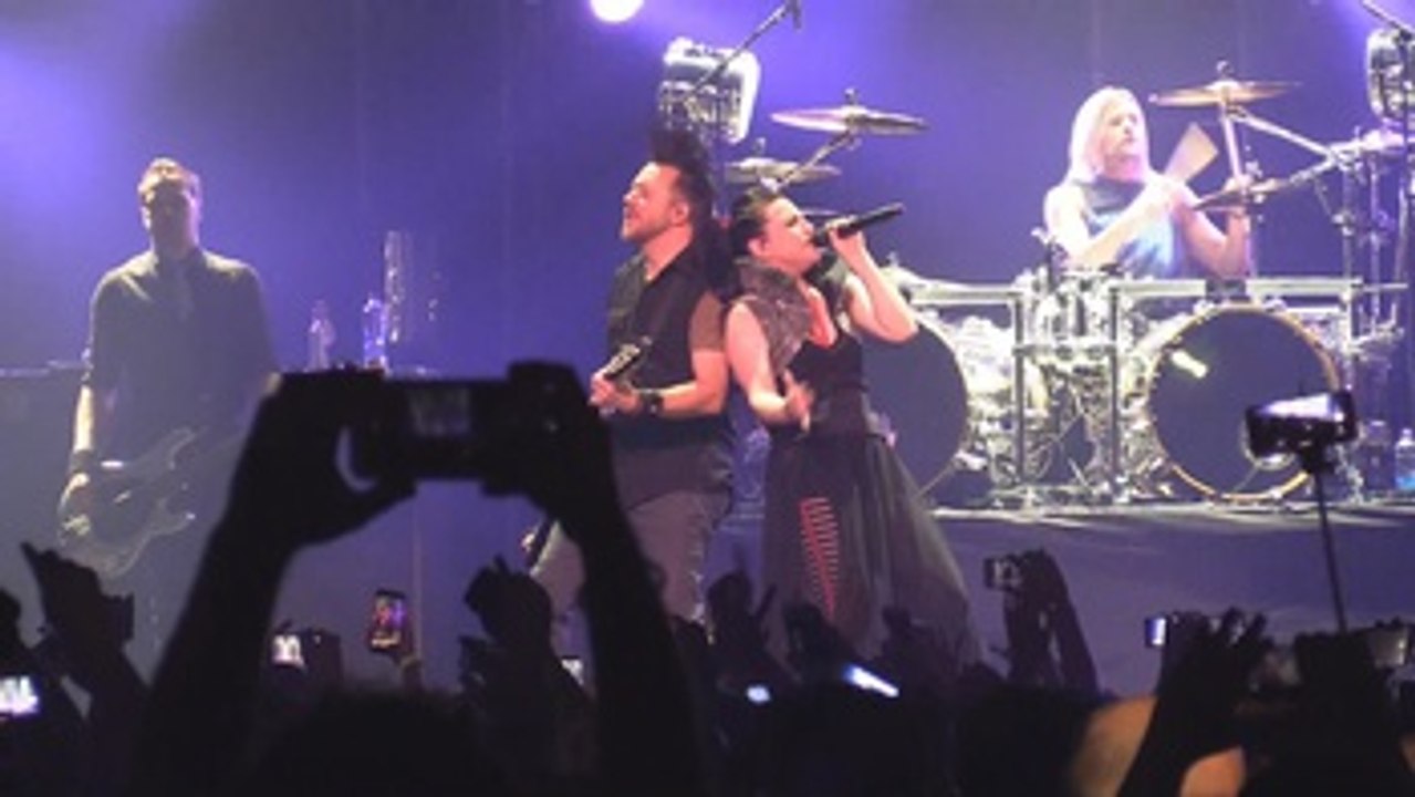 Evanescence resucita a su legión de fanáticos en Chile
