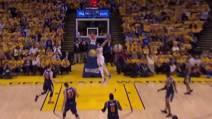 JaVale McGee craque un énorme dunk