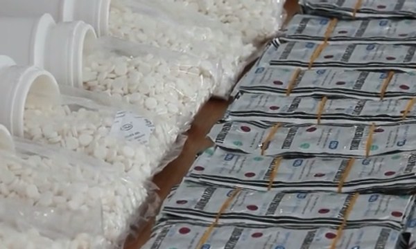 Polres Cirebon Ringkus 8 Pengedar Obat Mirip Permen