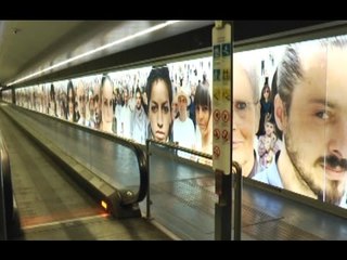 Napoli - La metropolitana inaugura l'era digitale con IGPDecaux (04.05.17)