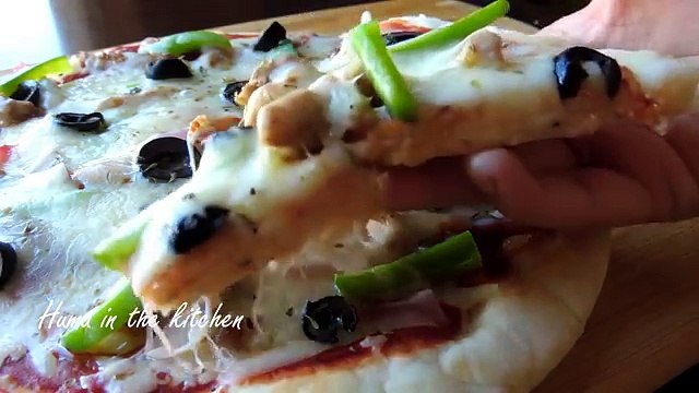 How To Make Pizza On Pan Or Tawa - How To Make Pizza Without Oven