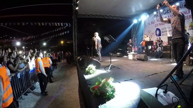 Yusuf Güney - Melekler Seni Bana Yazmış (Alkü 2. Bilim Kültür ve Sanat Şenliği / Alanya)