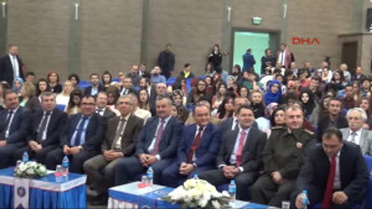 Kırıkkale Kırıkkale Üniversitesi'nde 2. Ulusal Hacı Taşan Bağlama Yarışması