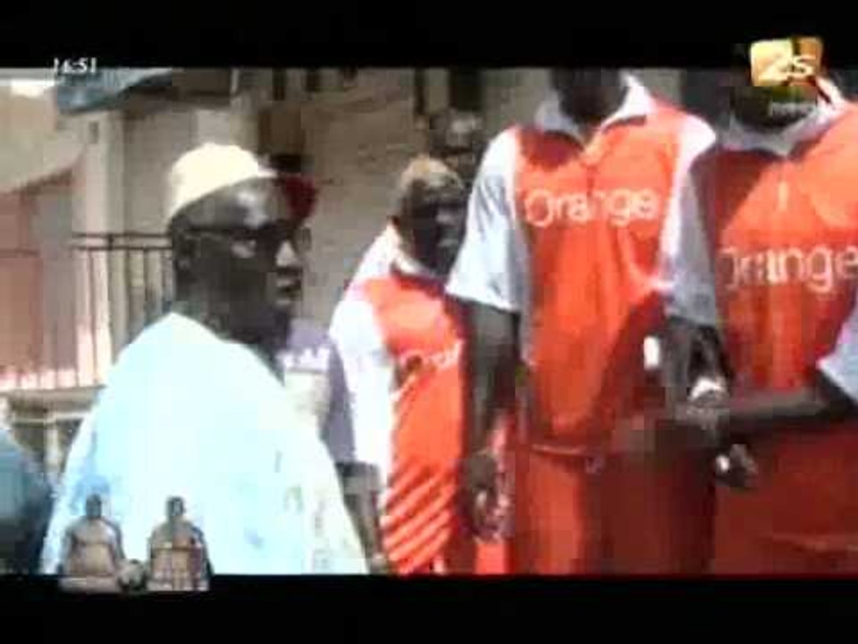 Ambiance Hors du Stade Avant Combat 22 Avril 2012 Yékini Vs Balla Gaye 2