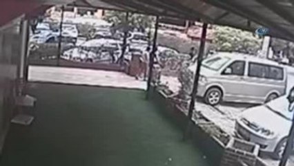 Emekli Vali, Katiliyle Aynı Karede