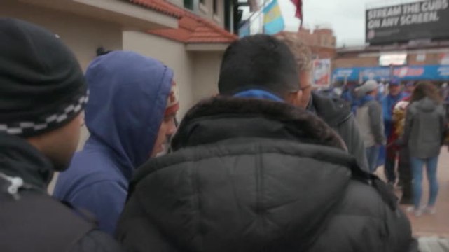 VIRAL: Sepakbola: Bastian Schweinsteiger Bermain Baseball?